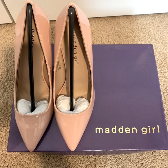 Nude Steve Madden stilletos - Picture 4 of 6